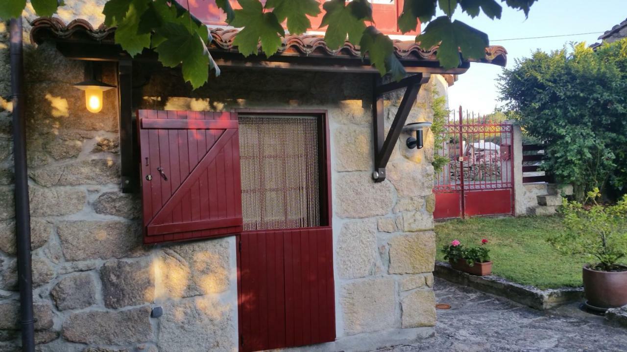 הוילה Nogueira De Ramuin A Casa Do Buxo מראה חיצוני תמונה